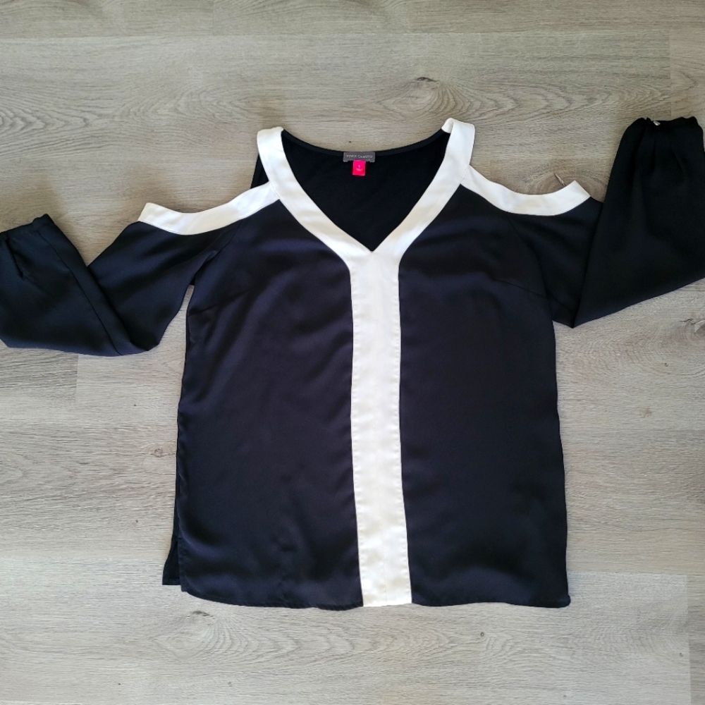 Vince Camuto cold shoulder blouse